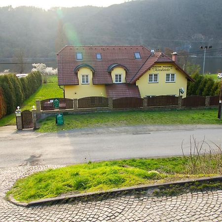 Guest House Kaskada Vrané nad Vltavou Exterior foto